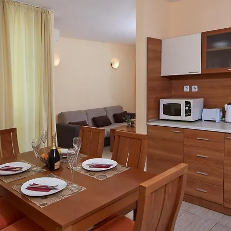 ポッロ アパートホテル