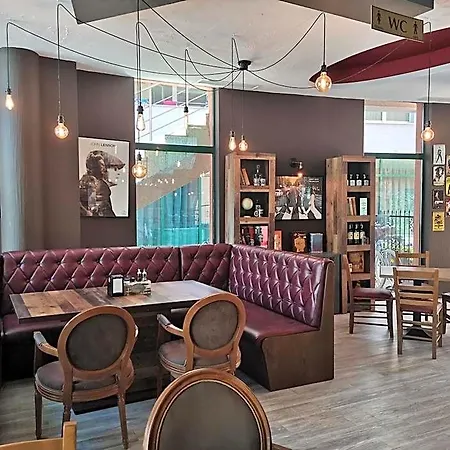 Pollo Lejlighedshotel