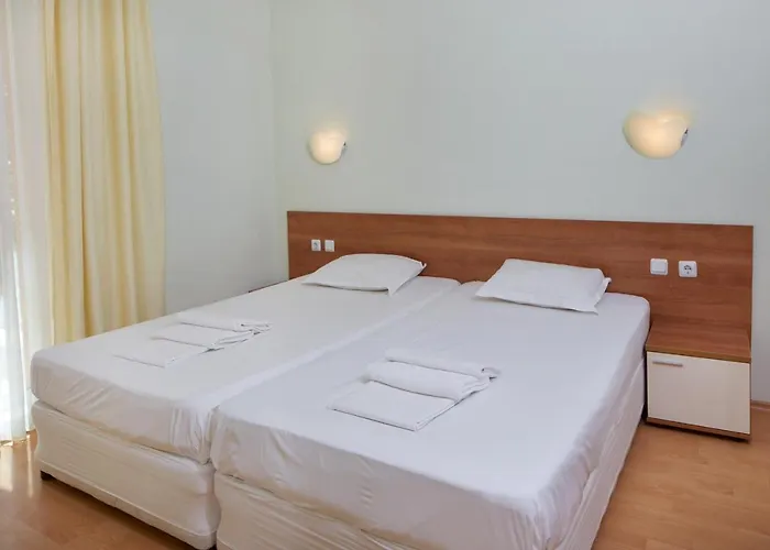 Aparthotel Pollo Sluneční pobřeží