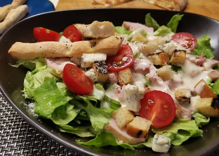 מלון דירות Pollo 3*